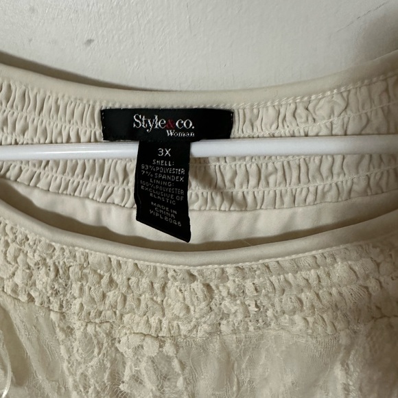 Cream lace blouse - Picture 2 of 2